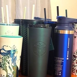 Starbucks 2023 Free Coffee and Tea Refil Tumbler Emerald Green 16oz Grande
